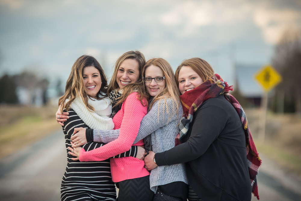 Lauren and her Squad | Tanya Sinnett Chatham-Kent Photography