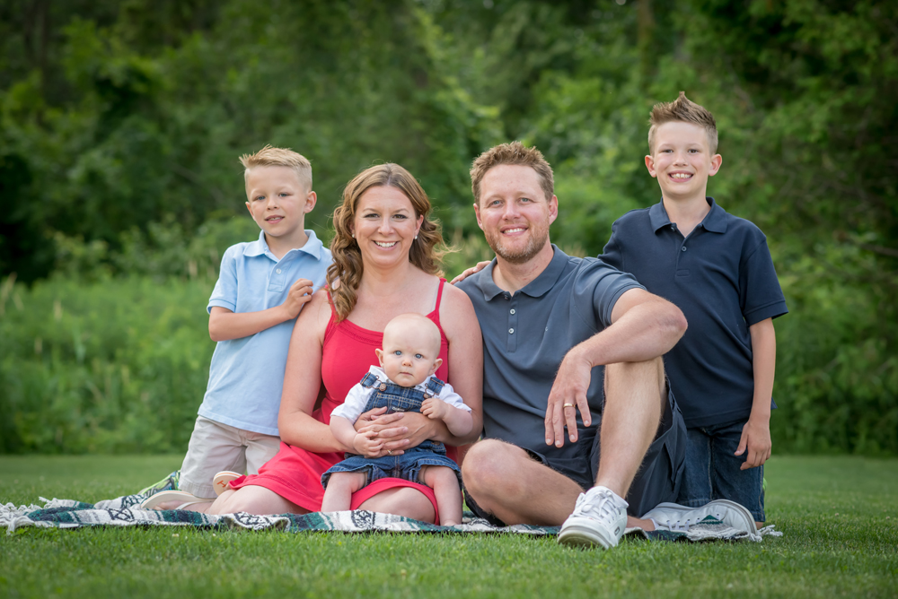 Summer Family Photography Session | Tanya Sinnett Chatham-Kent Family Photographer