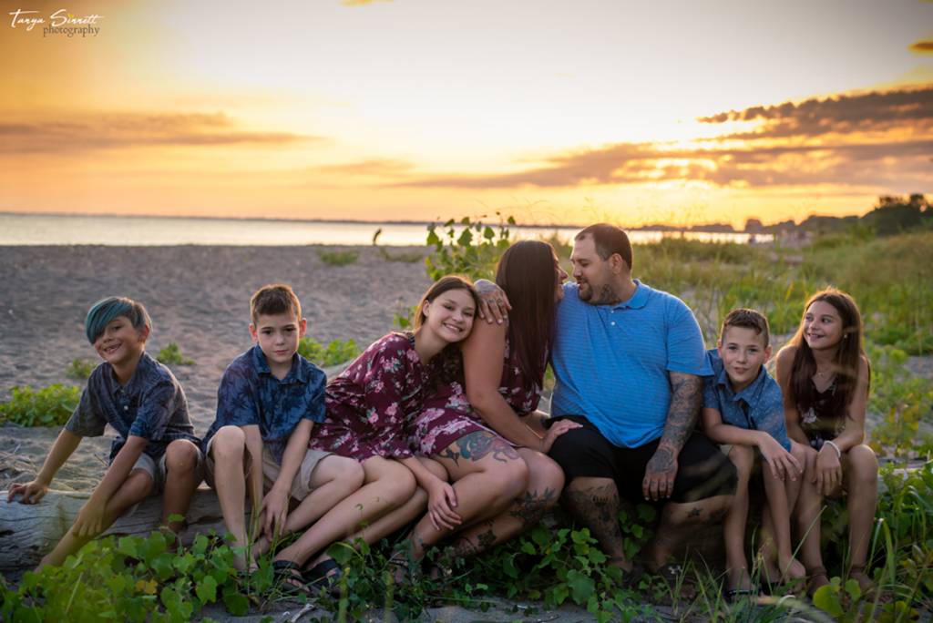 Deacon Family Photography Session | Tanya Sinnett Chatham-Kent Photographer
