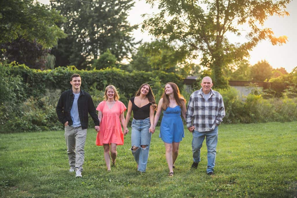 Capturing Memories: The Importance of Family Photos at Every Stage of Life | Tanya Sinnett Chatham-Kent Pgotographer