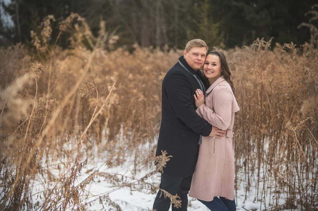 Winter Magic with Warren & Geneva: A Mini Session to Celebrate Love | Tanya Sinnett Chatham-Kent Photographer
